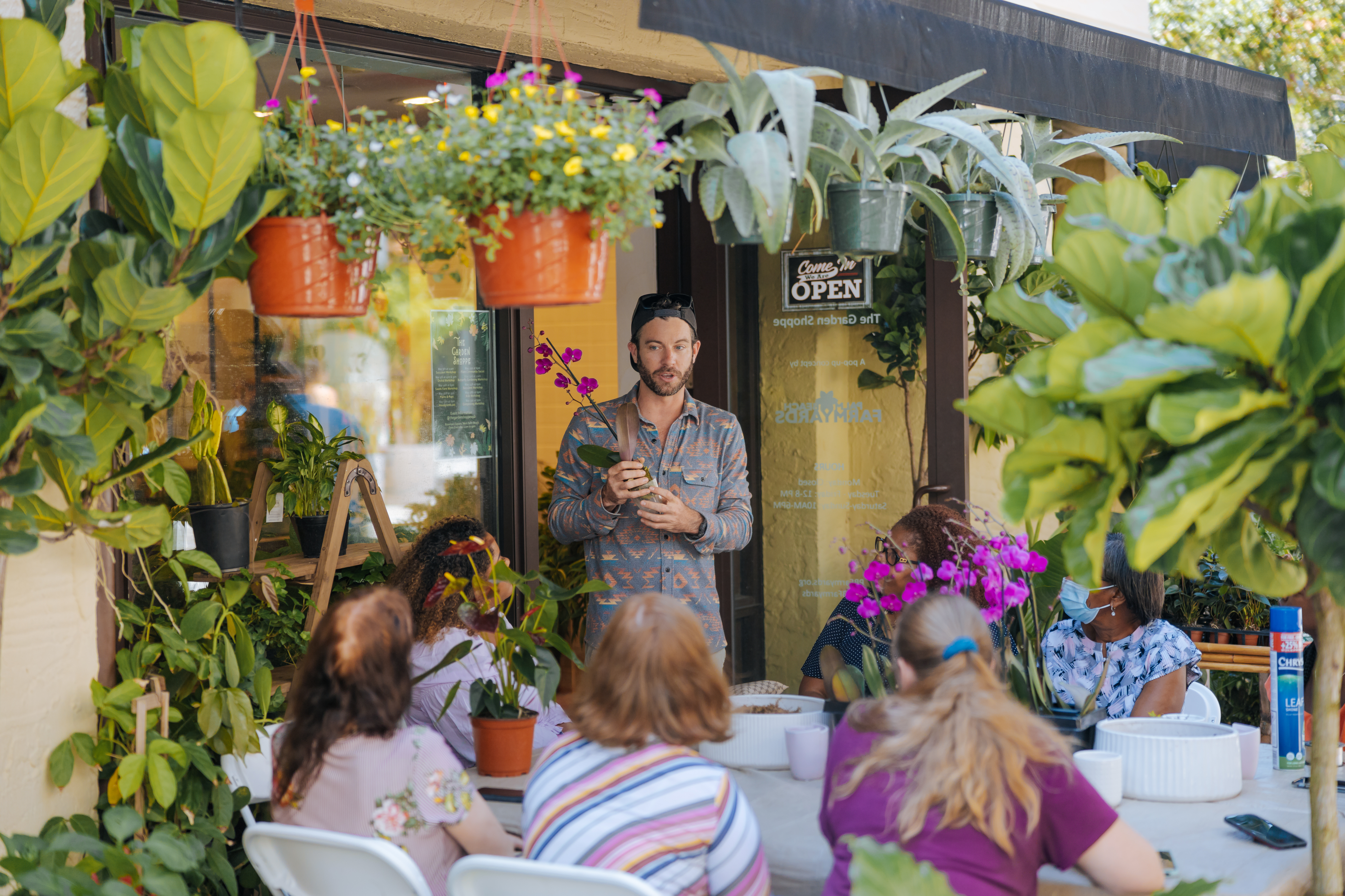 outdoor gardening class