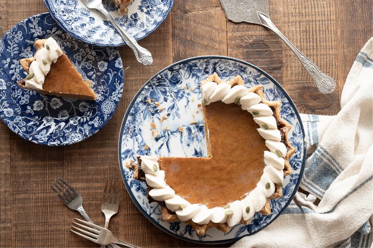 Thanksgiving Pies by Maman