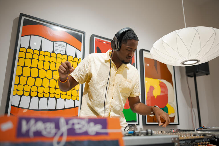 Vinyl DJ Live Music at CityPlace