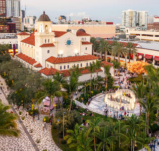 theater and water fountain